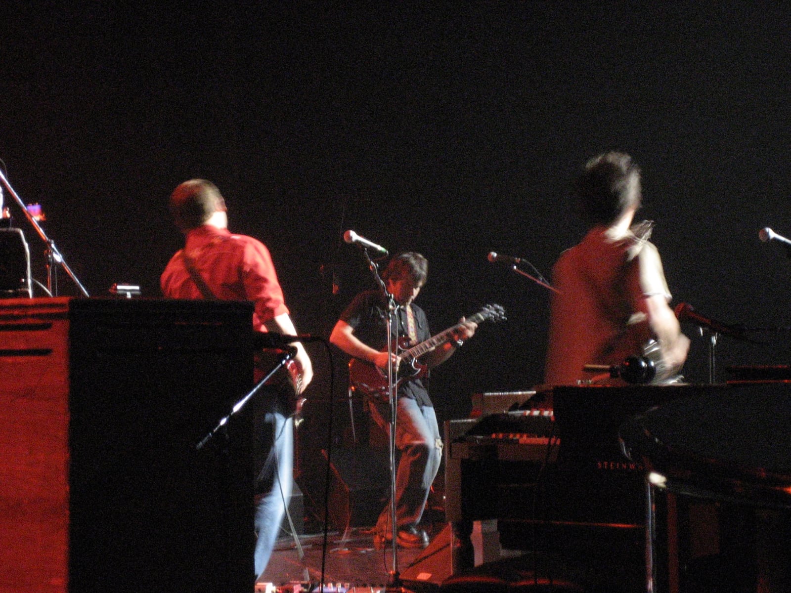 Jeremy Plog, Jackie Greene, and Nathan Dale performing in Montreal while opening for Elvis Costello in 2006