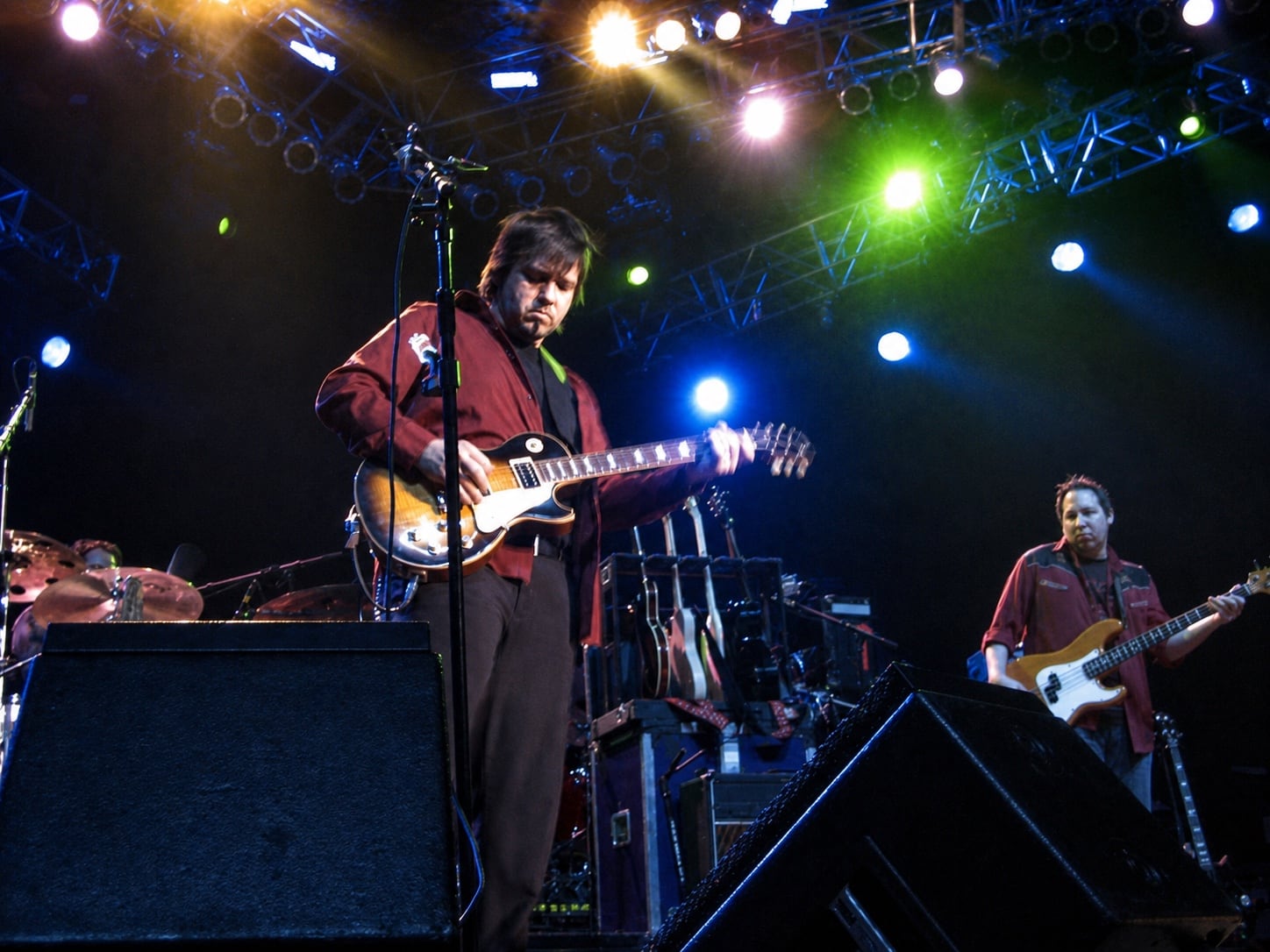 Nathan Dale performing with the Jackie Greene Band at Bill Graham Civic Auditorium on New Year's Eve 2008